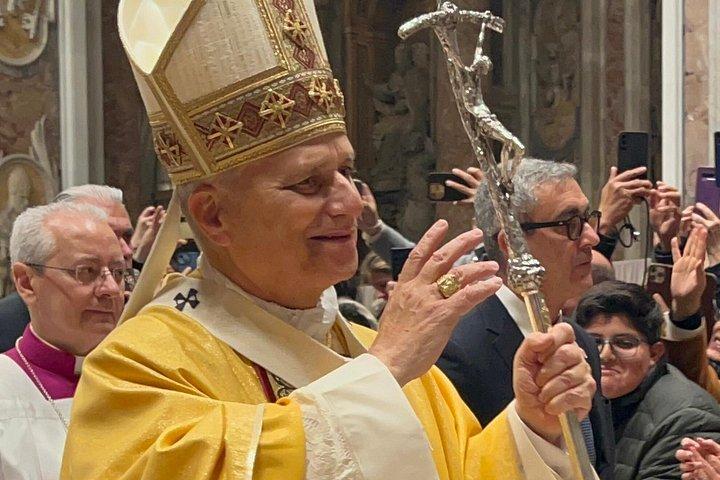 バチカンでローマ教皇レオ14世とクリスマスミサ