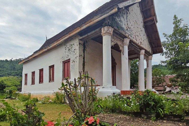 ルアンパバーンの隠れた村歩きとローカルクラフト体験