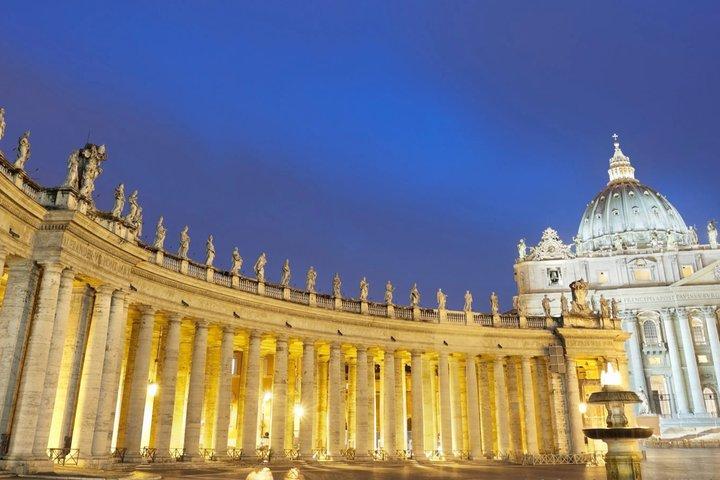 Piazza San Pietro: un tour a piedi in Vaticano senza guida