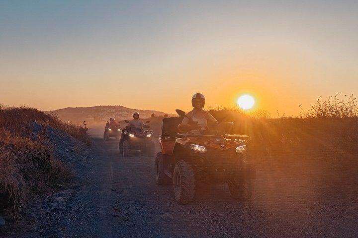 サントリーニATV体験｜オフロード、穴場＆無料ピックアップ