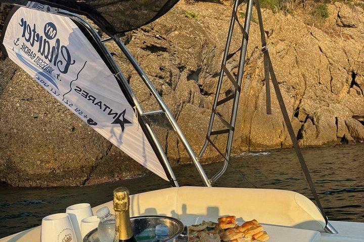 乗り合いボートツアー：サン・フルットゥオーゾと料理