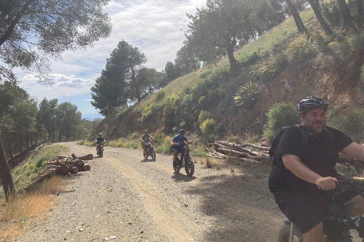 E-Bike Tour Malaga – Offroad E-Fat Bike Abenteuer in den Montes