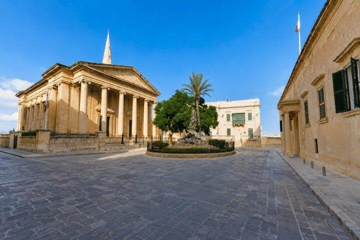 Tour a piedi autoguidato di Valletta City
