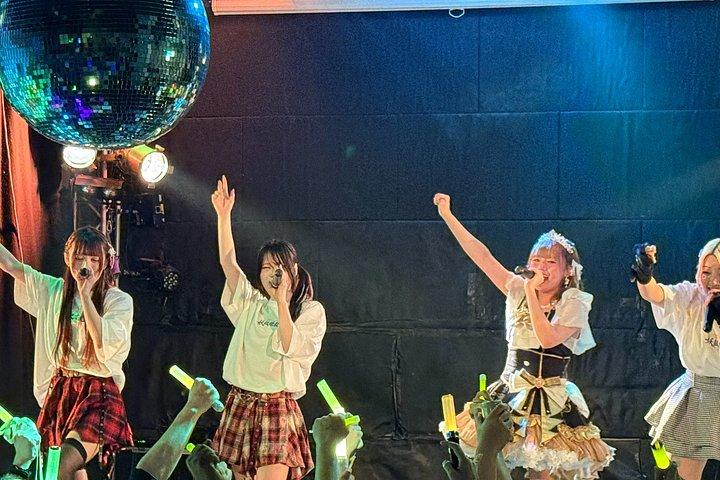 大阪の地下アイドル、日本の隠れたポップカルチャーを体験