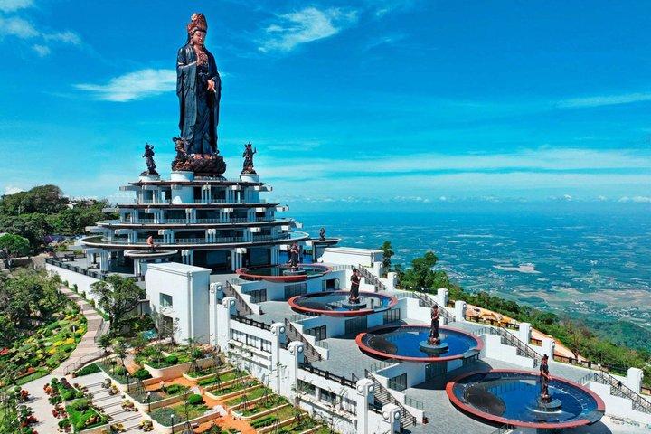 Visita ao Templo Cao Dai com almoço a partir de Ho Chi Minh