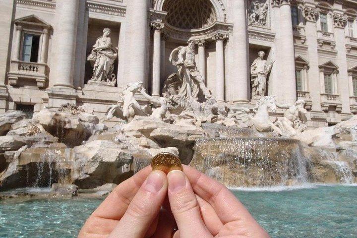 Trevi Fountain and Vicus Caprarius exploring the Underground