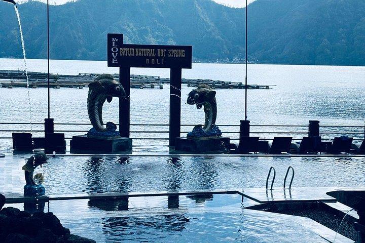 キンタマーニ山バトゥール・ジープツアーと天然温泉