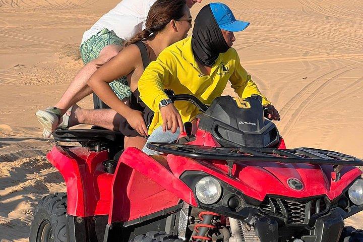 クワッドバイク体験付きムイネ砂丘ジープツアー