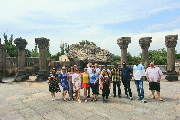 Tour em grupo: Catedral e igrejas de Echmiadzin, Templo de Zvartnots