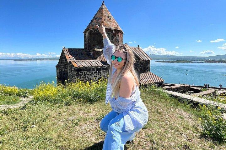 Tour grupal: lago Sevan (Sevanavank), Dilijan (Goshavank, Haghartsin)