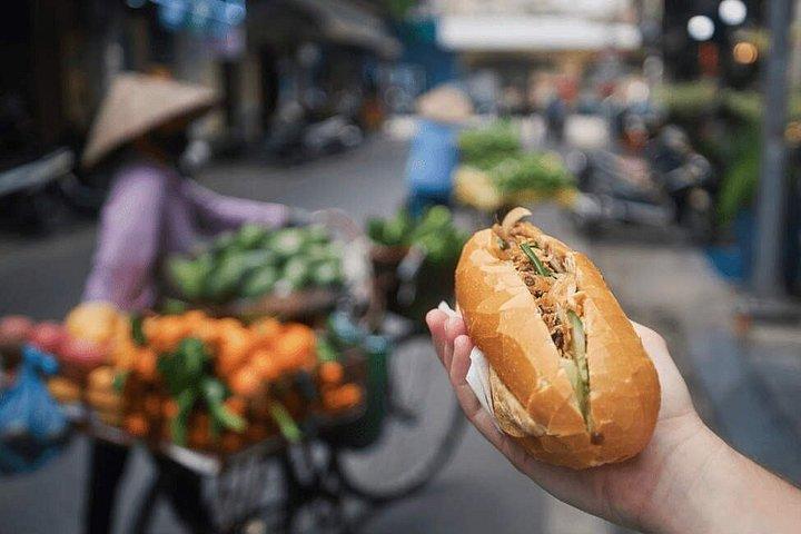 ハノイお香村陶器帽子作り列車通りとランチ