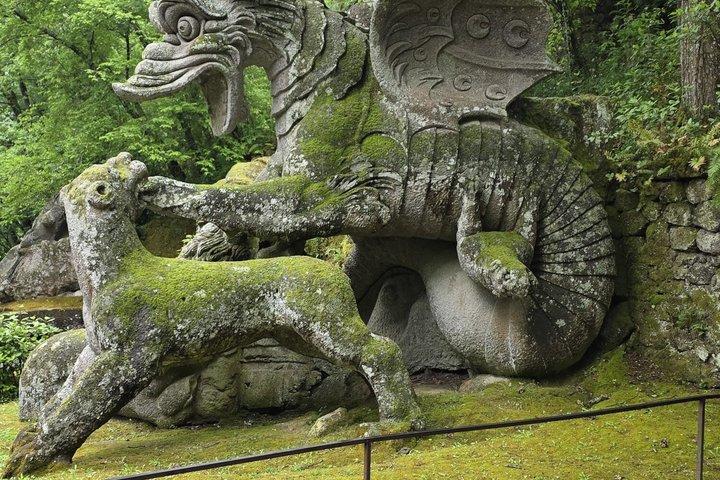 Gemas Ocultas del Lacio : Bomarzo Monster Park, Caprarola & Calcata