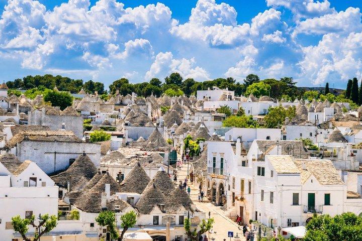 Rundtur i Ostuni, Alberobello och Polignano a Mare. Avresa från Lecce