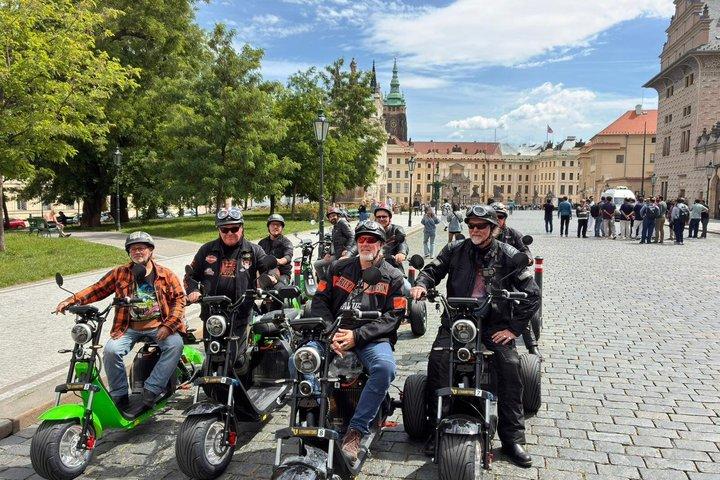 Beverly Hills og udkanten af Prag på Electric Trike