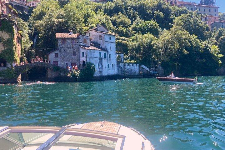 Passeio privado de barco vintage no Lago Como, visita à Cachoeira e Ponte de Nesso