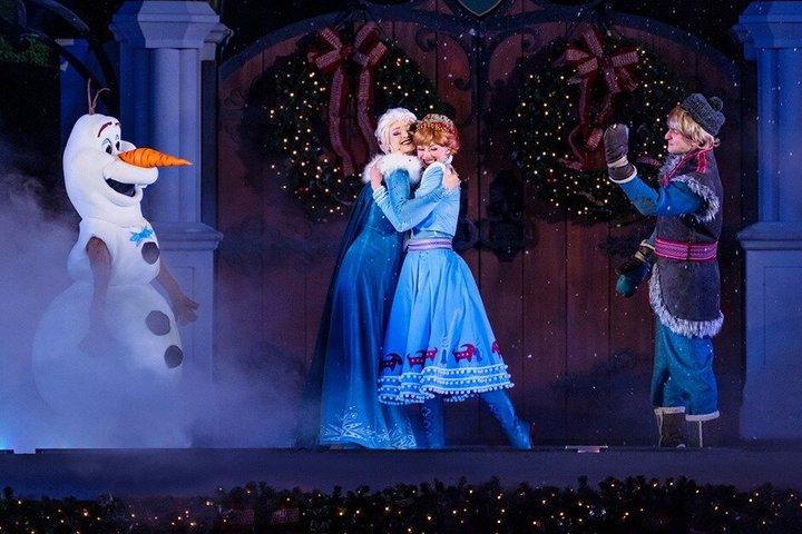 マジックキングダムでのミッキーのベリーメリークリスマスパーティー