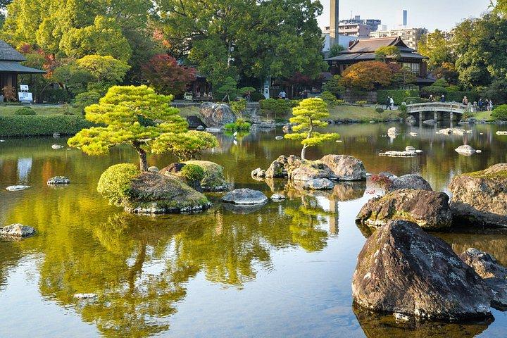 熊本城と水前寺庭園を巡る福岡日帰りツアー