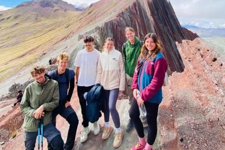 Escursione di un giorno al Monte Pallay Punchu da Cusco