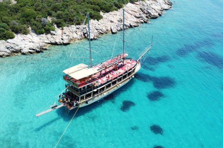 Family Boat Trip from Bodrum w/Lunch