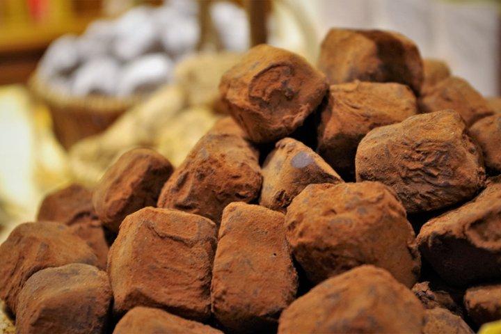 Brussels All In Tour : Belgian food, Chocolate, Beer, Sightseeing