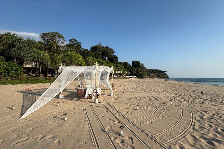 Jimbaran Romantisches Kerzenscheindinner am Strand