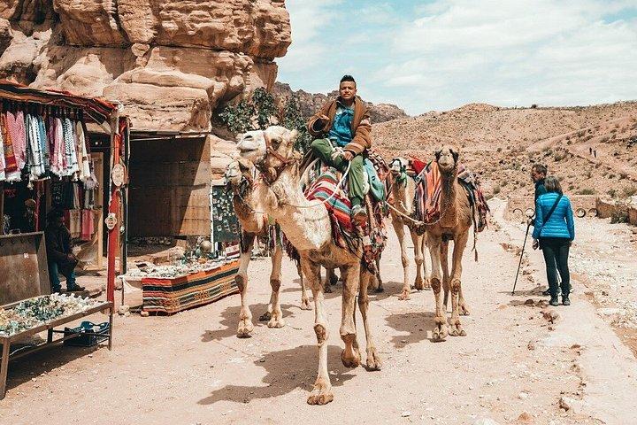 シャルム・エル・シェイクからフェリーでペトラへ
