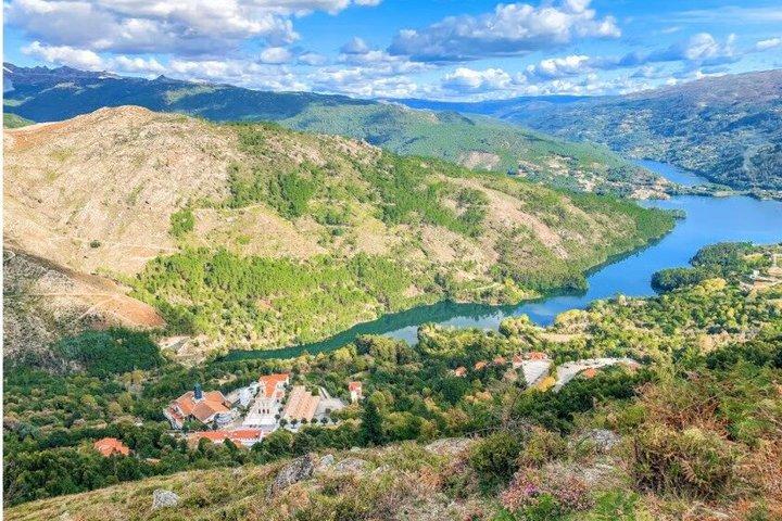 Visita guiada ao Parque Nacional Peneda-Gerês a partir de Braga