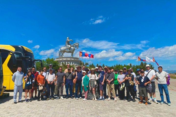 Transport Terelj + Zaisan + Chinggis Khaan staty /No Guide/