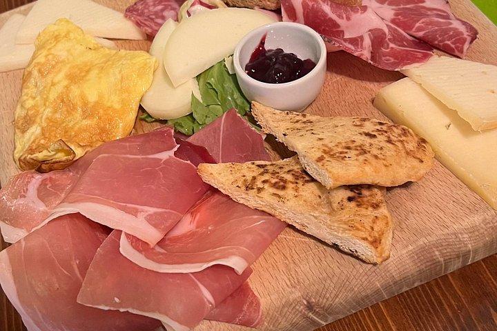 ローマ発アッシジ＆カシアプライベートツアー（昼食付き）