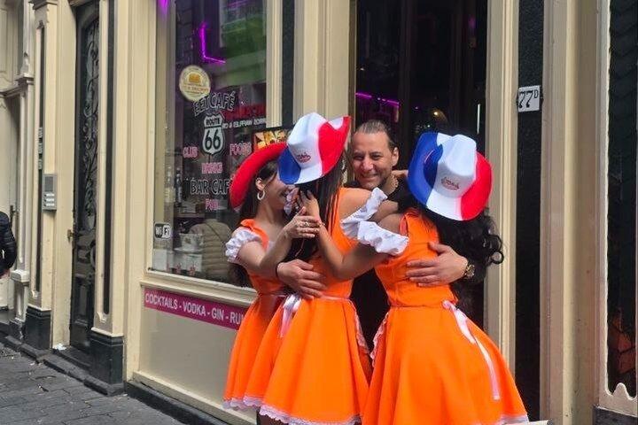 Amsterdam Red Light Pub Crawl with Beer Hostess and 4 Shots