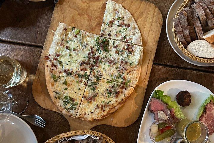 ベルリン : 7つの本格的な地元の味が楽しめるミッテ地区フードツアー