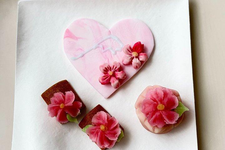東京・浅草で桜の和菓子作り＆スイーツデコレーション