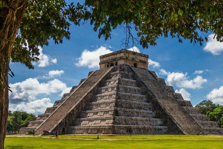 Private Tour to Chichen Itza from Cancun, no rush, no stress