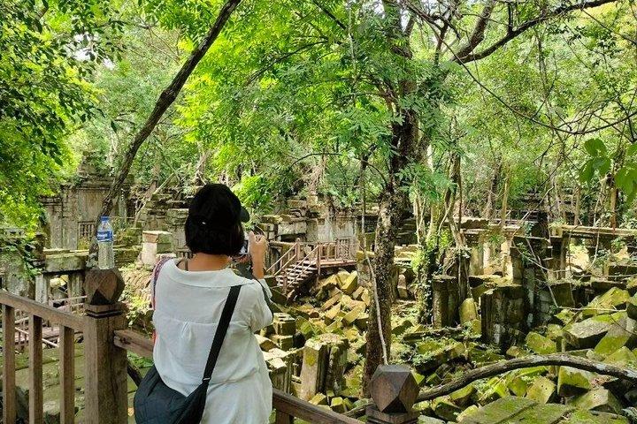 Excursión a Beng Mealea y Koh Ker con vehículo privado y guía turístico