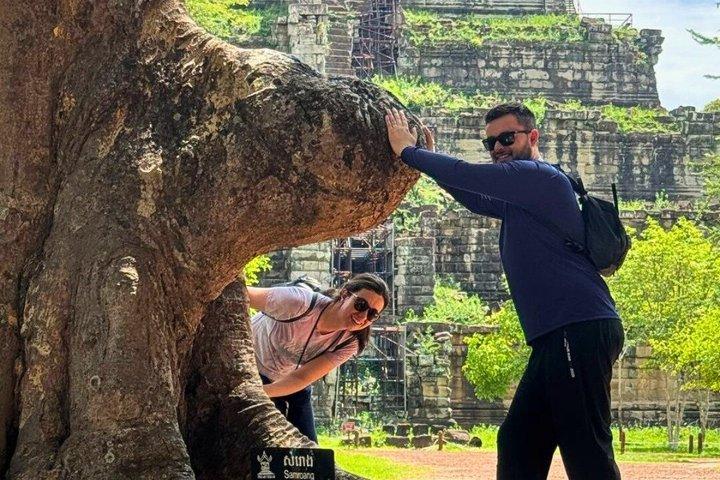 Excursión a Beng Mealea y Koh Ker con vehículo privado y guía turístico