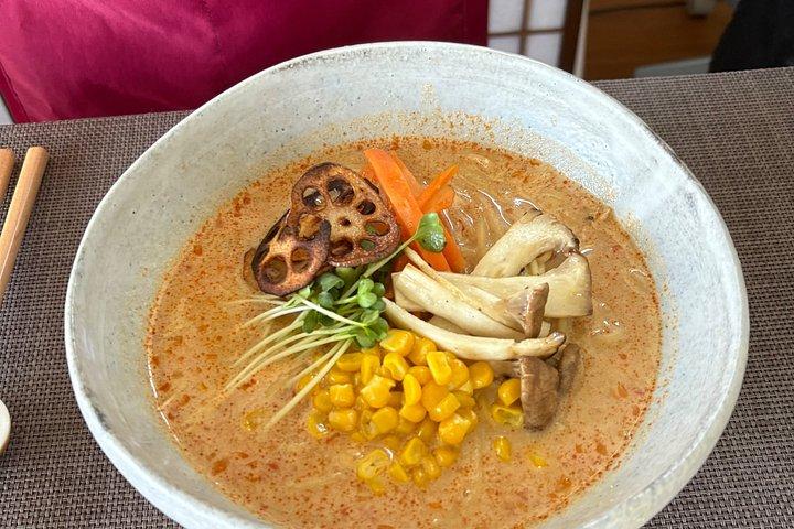 京都で植物性ラーメンと餃子の料理教室