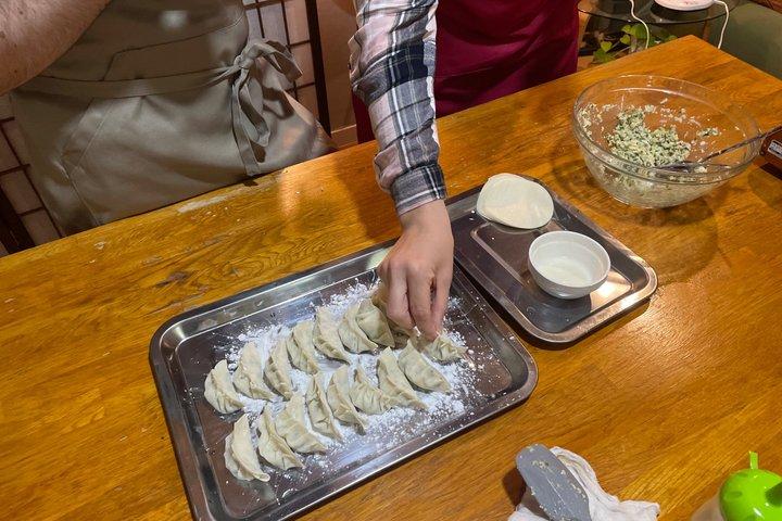 京都で植物性ラーメンと餃子の料理教室