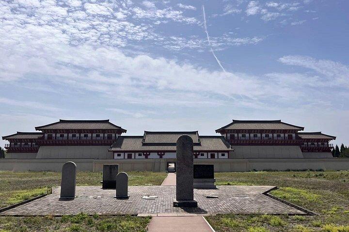 テラコッタ軍と漢陽陵博物館プライベート日帰りツアー