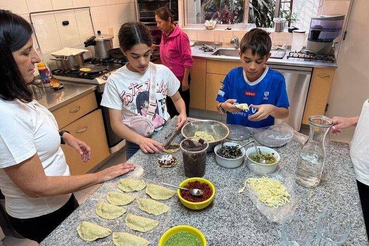 Classe de culinária privada em Cidade do México com a Culinary Historian Lucia