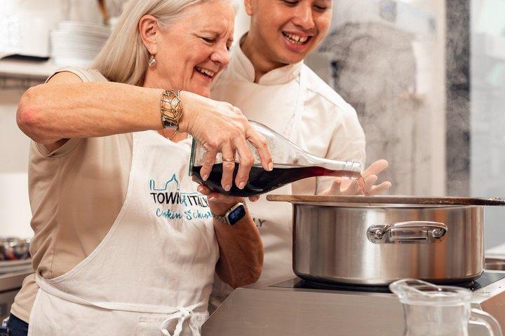 Florenz Pasta Making Class oder Lasagne, Tiramisu & Markttour