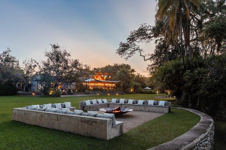 The Eatery-3 Course Dinner Experience in Victoria Falls