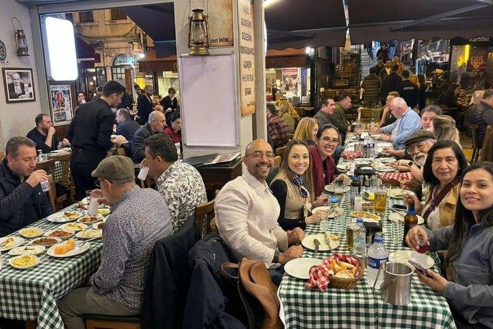 Dall'Europa all'Asia Istanbul Night Food Tour