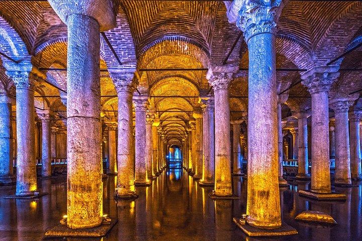 イスタンブール：旧市街セルフガイドオーディオツアー（現地割引あり）