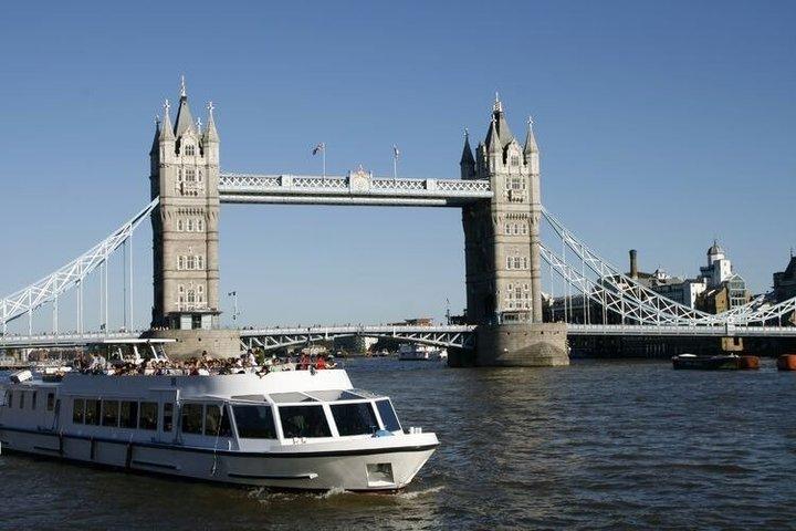 London Westminster to Greenwich Round Trip River Cruise