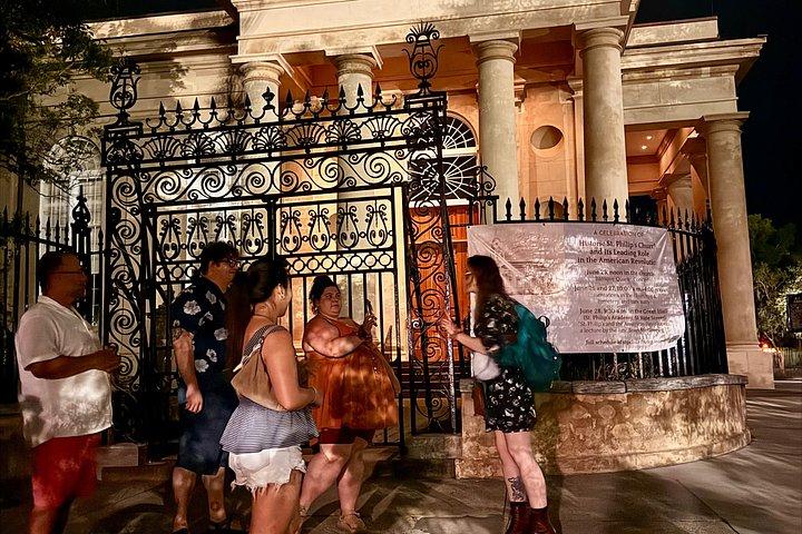 Promenade d'histoire hantée avec entracte au bar