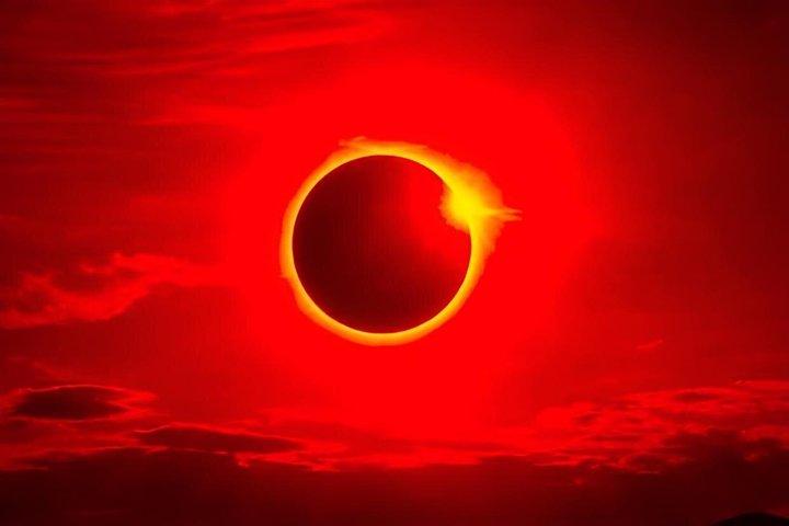 Solar Eclipse Yacht Cruise från Alcudia Swim Snorkel och Tapas