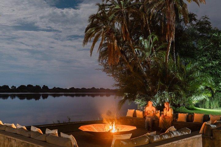 Sunset Cruise Zambezi Explorer & The Eatery-diner (combo)