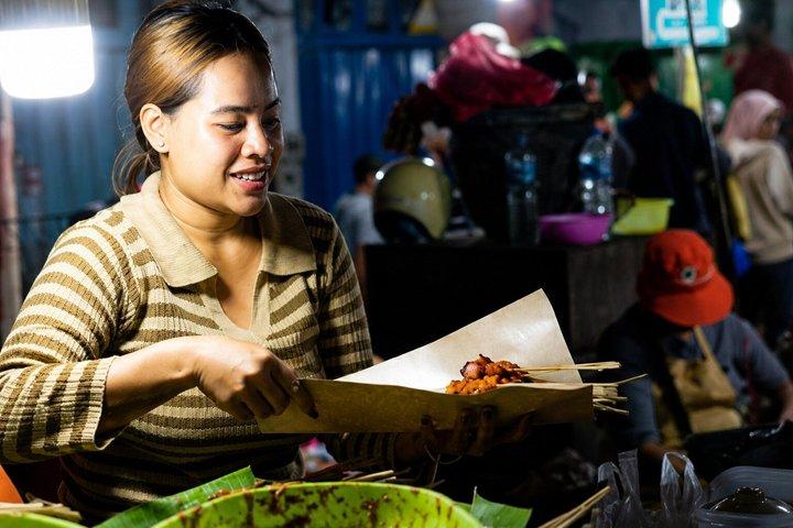 Bali Evening Street Food Tour : smaka autentiska lokala läckerheter