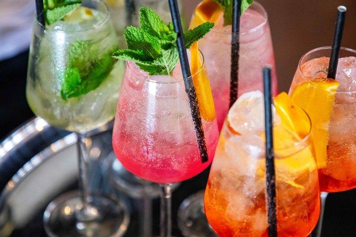 London River Thames Cruise with Afternoon Tea or Dinner