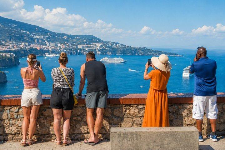 Tour privato di Pompei, Sorrento e Positano da Napoli
